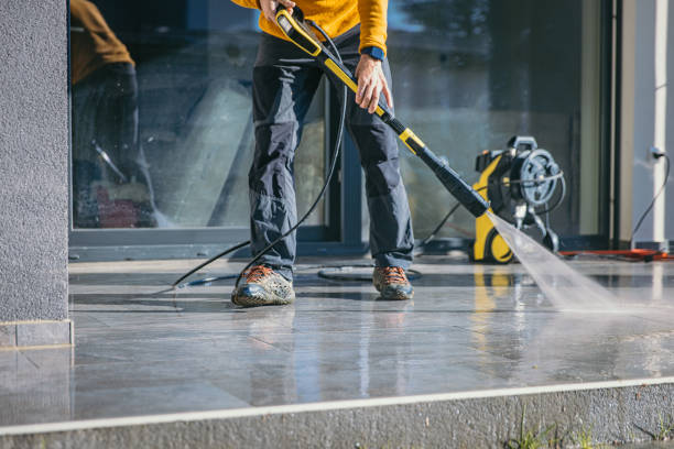Best Sidewalk Pressure Washing  in Bellevue, OH