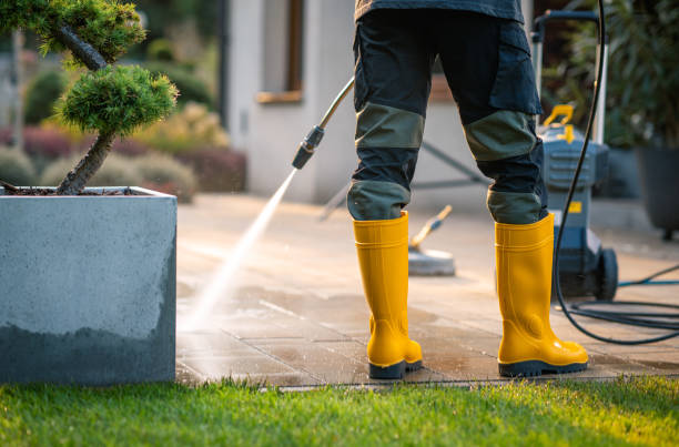 Why Choose Our Certified Pressure Washing Experts for Your Project Needs in Bellevue, OH?